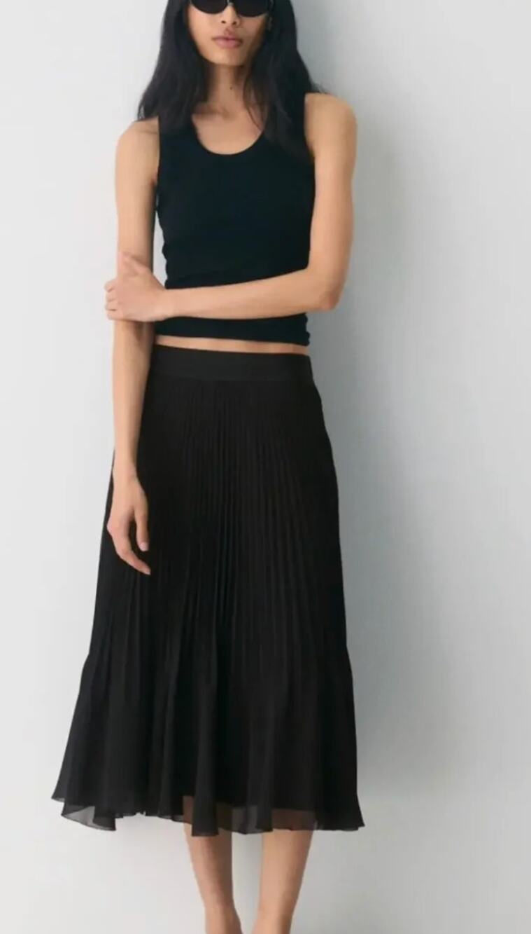 Wilfred Skirt 2XS Twirl Pleated Chiffon Midi Black Casual Office Chic Minimalist